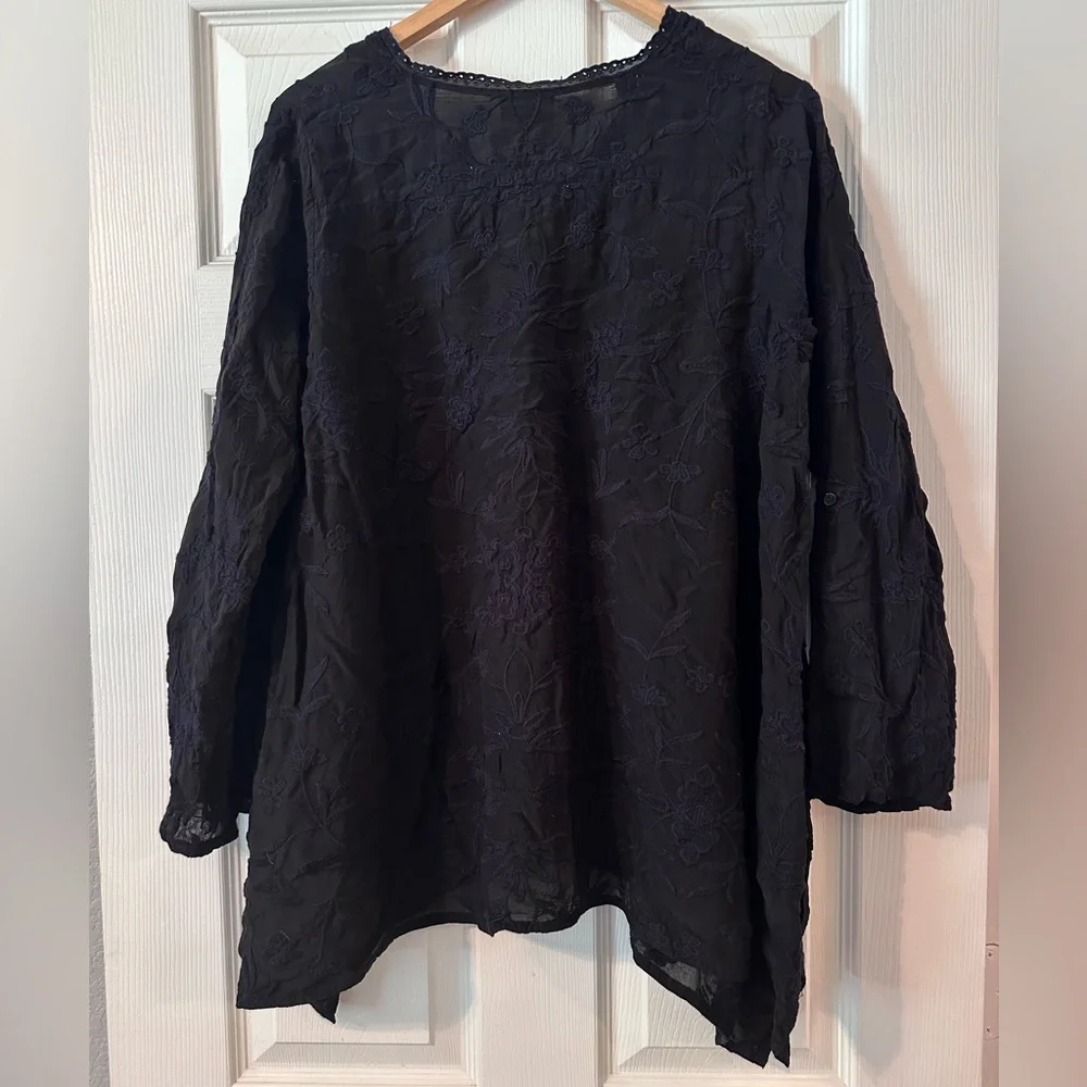 Johnny Was black long sleeve tunic - Picture 3 of 3